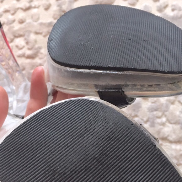 Mudd | Acrylic Faux Patent Platform Sandals - Picture 8 of 8